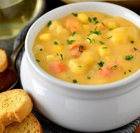 Creamy Cheesy Cauliflower Soup