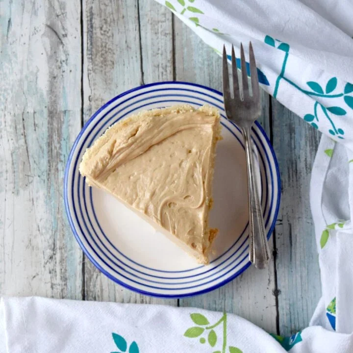 Creamy No Bake Peanut Butter Pie