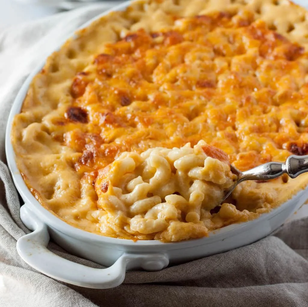 Creamy Oven Baked Macaroni and Cheese