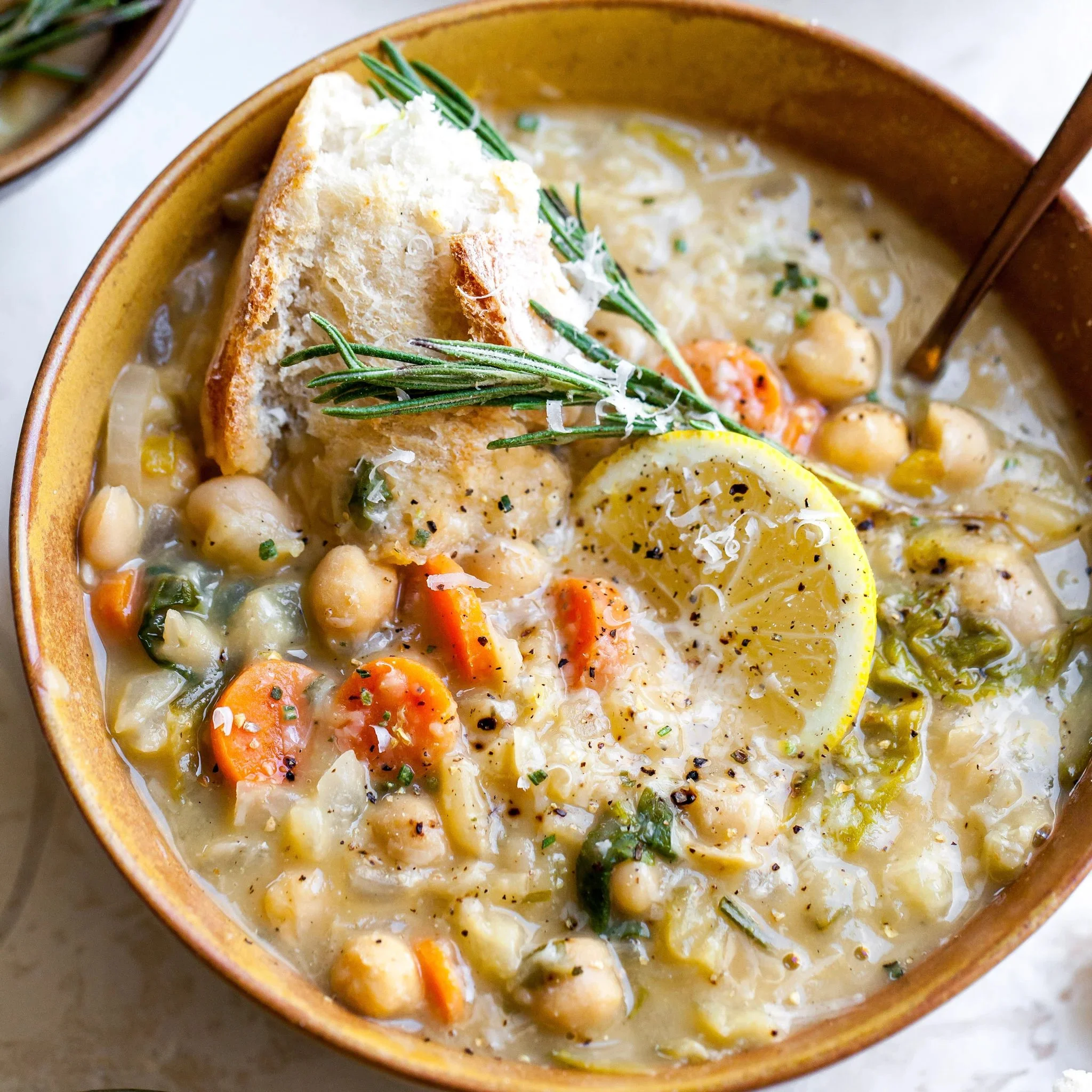 Creamy White Bean Lemon Soup