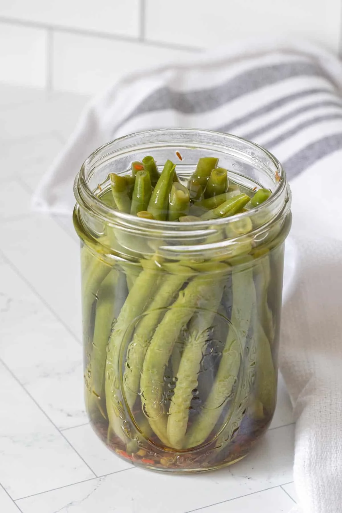 Crunchy Pickled Green Beans