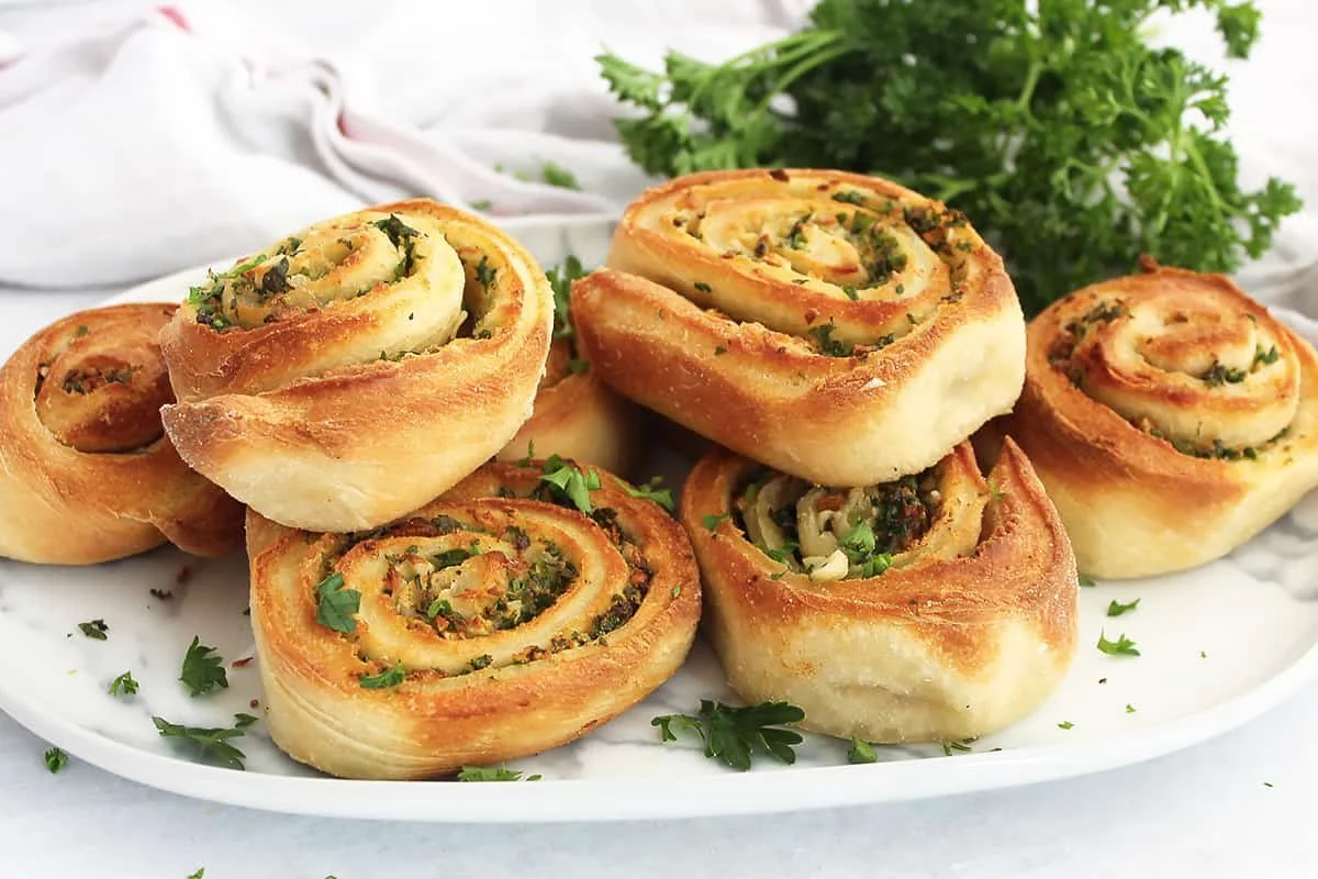 Garlic Pizza Rolls in Air Fryer