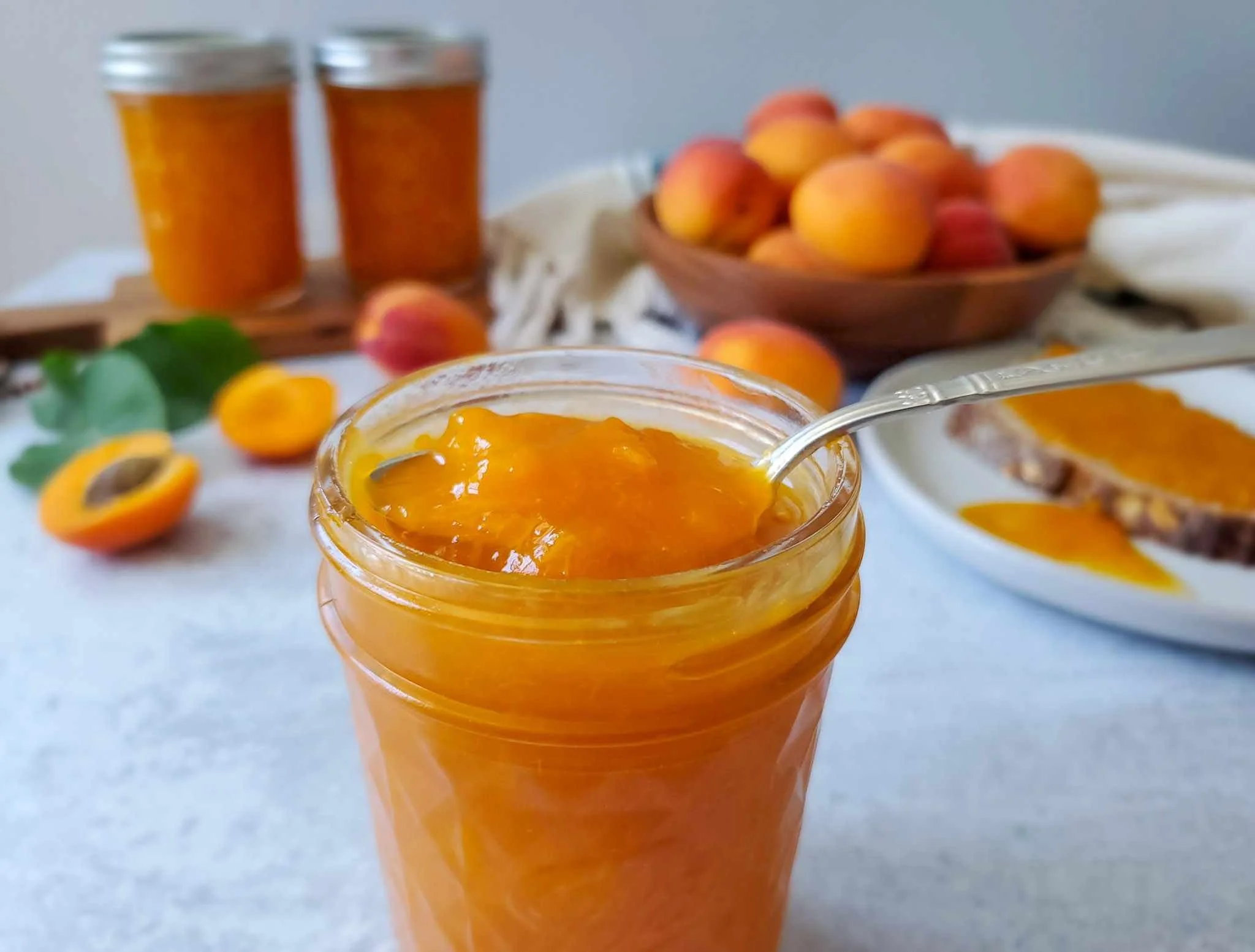 No-Pectin Low-Sugar Apricot Lemon-Juice Jam