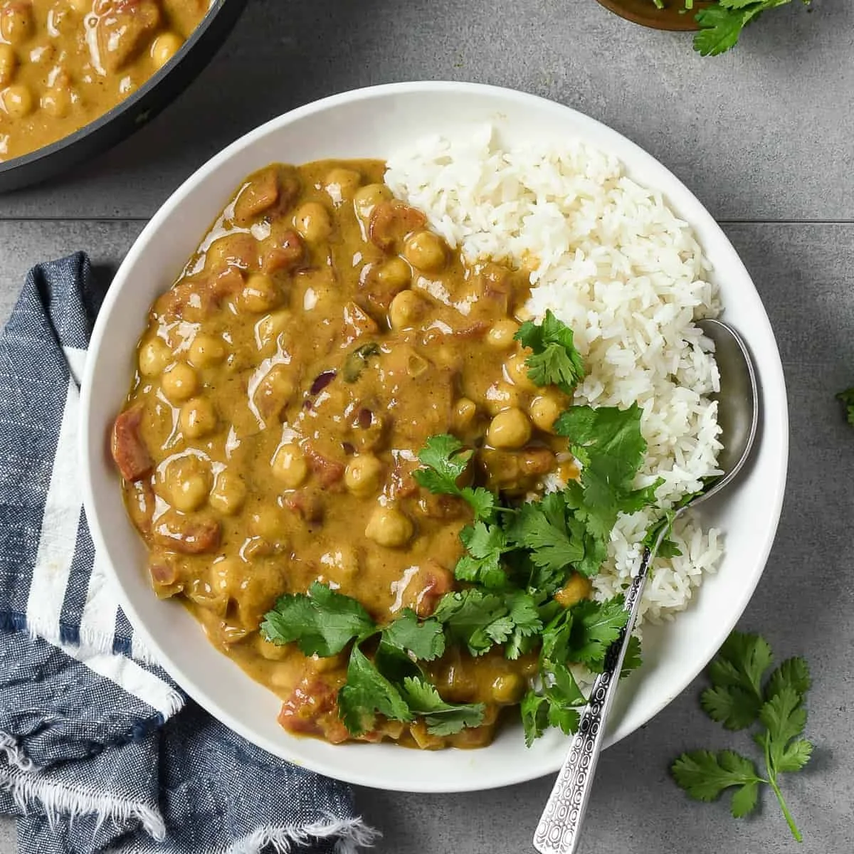 Simple Vegan Chickpea Curry